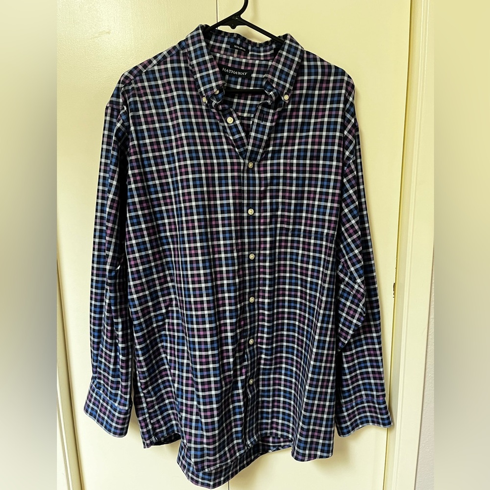 Hathaway Button Up XL